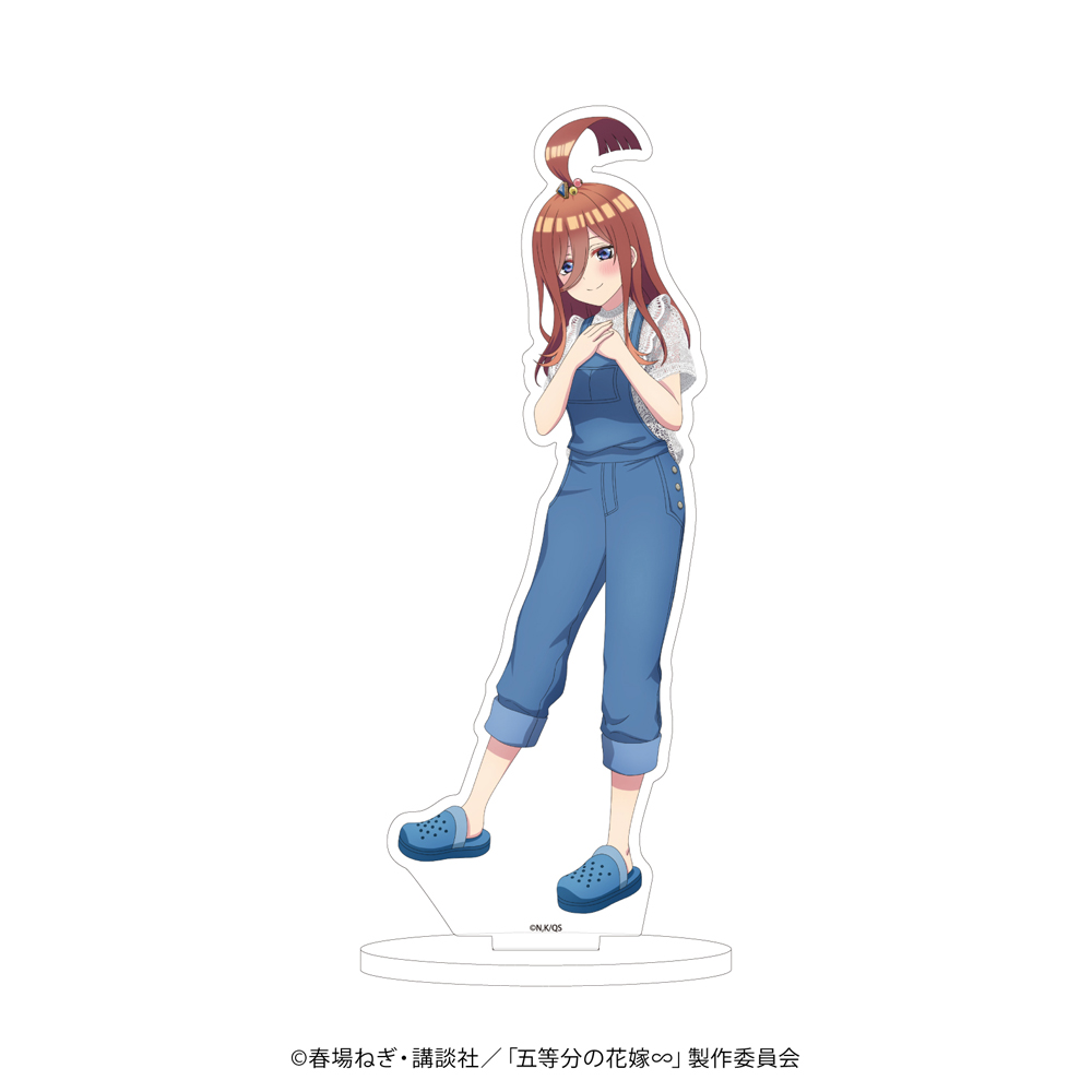 TVスペシャルアニメ「五等分の花嫁∽」～私たちが妹ですよ？ お兄ちゃん～のグッズ、アクリルスタンドです。